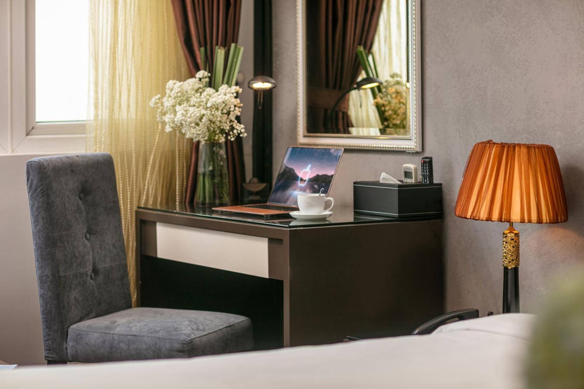 Hanoi La Palm Premier Hotel & Spa Dış mekan fotoğraf