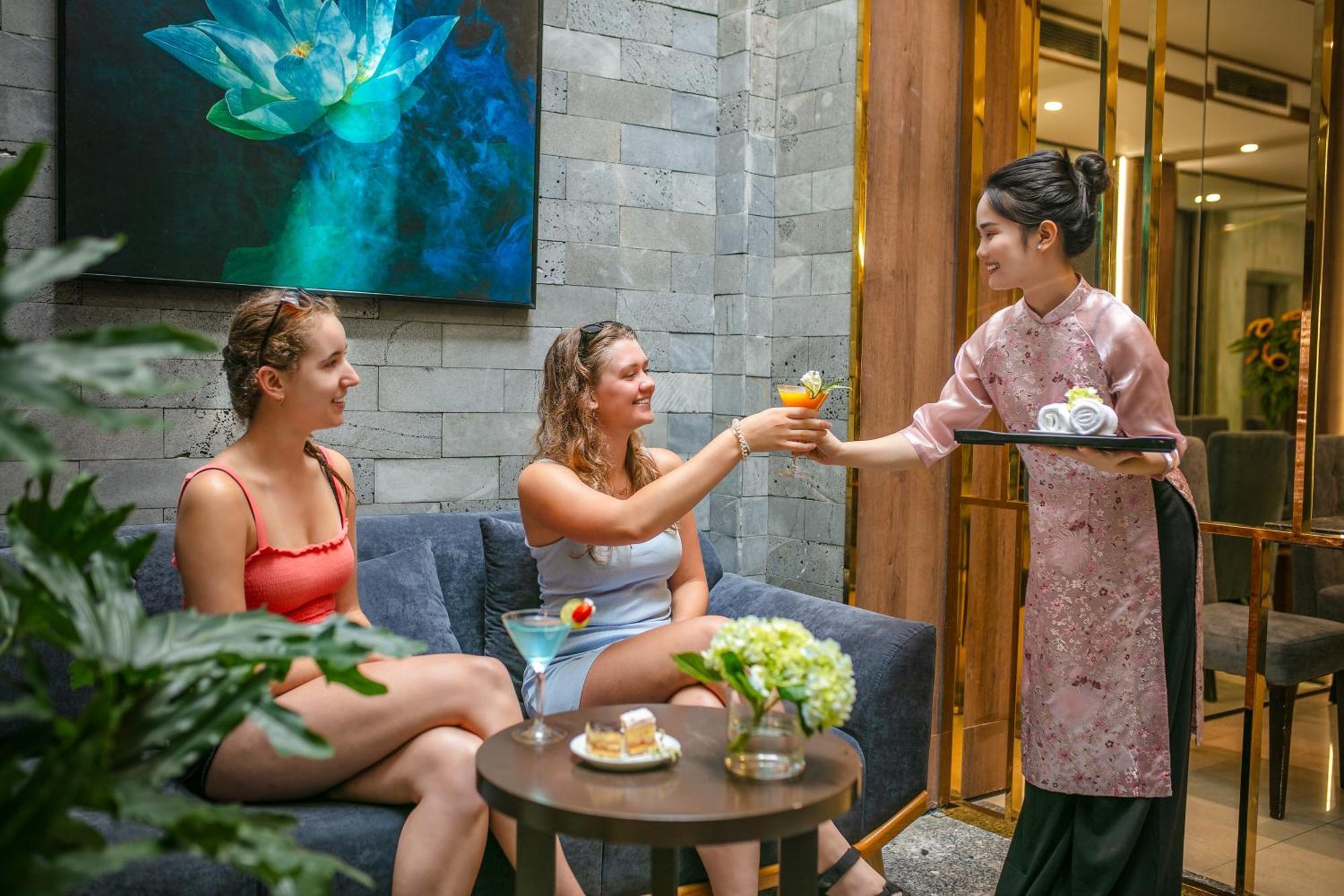 Hanoi La Palm Premier Hotel & Spa Dış mekan fotoğraf